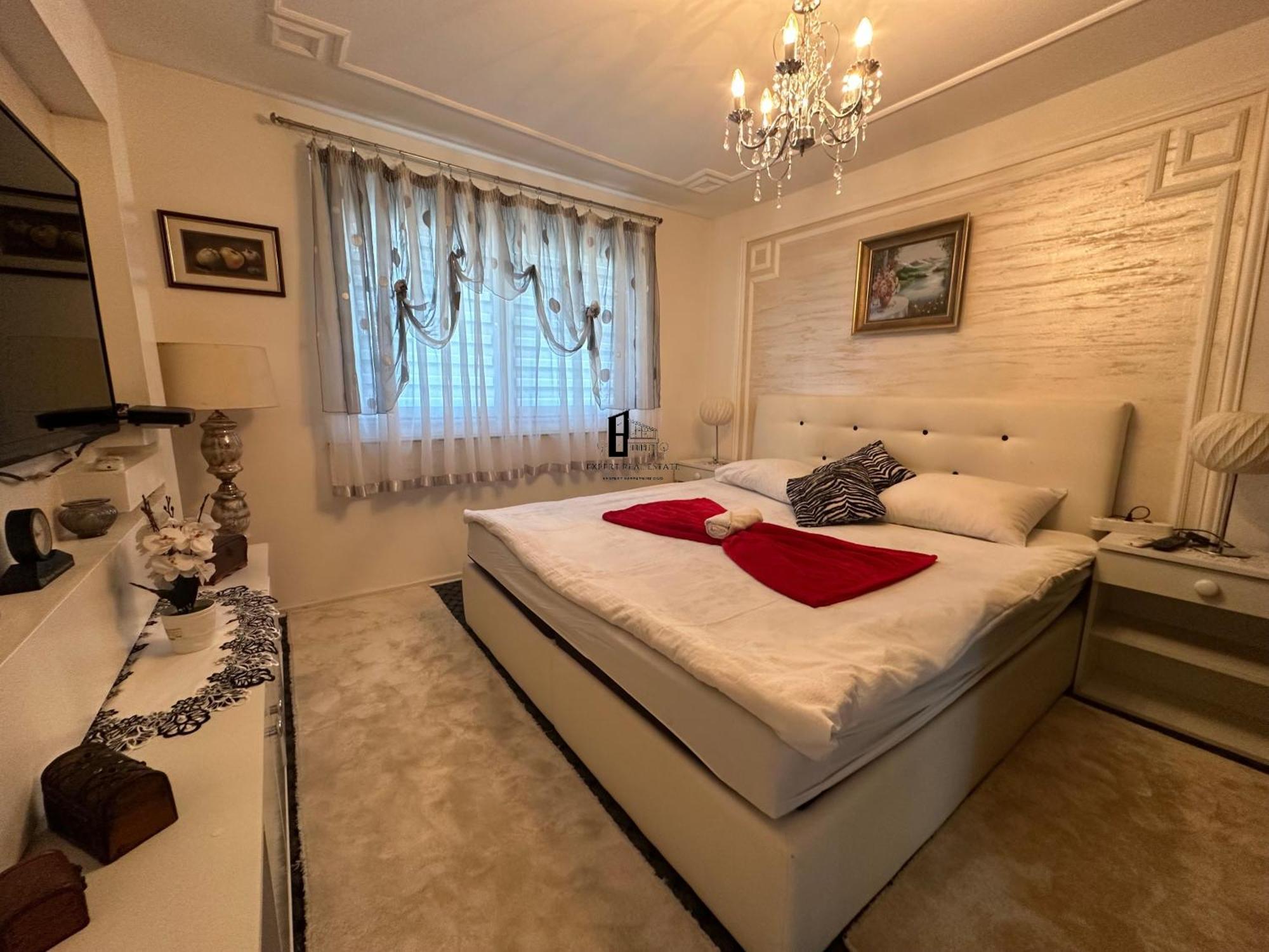 Villa By Expert Delux *