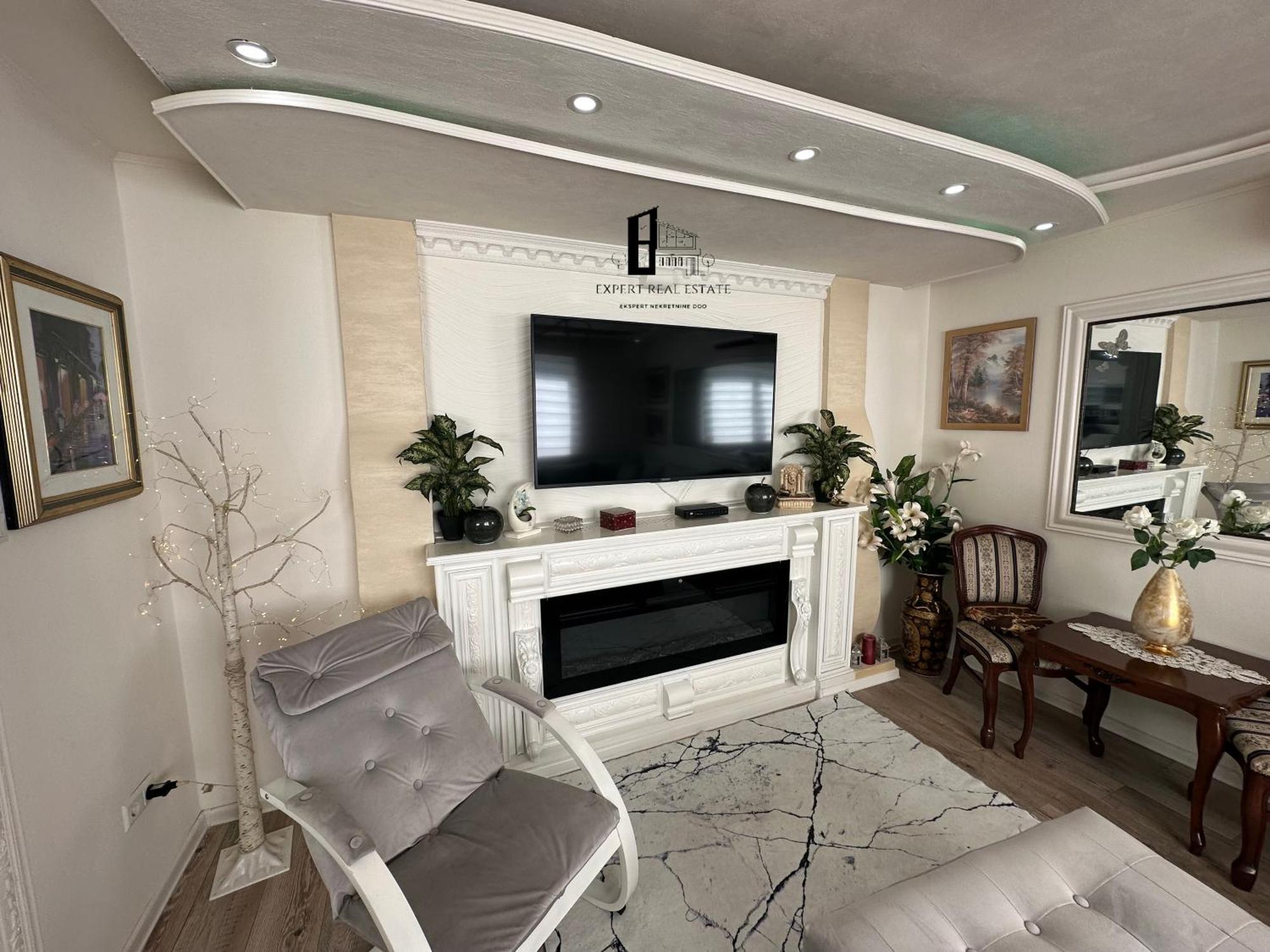 By Expert Delux Villa *